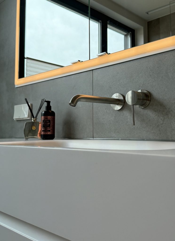 Corian – Edelstahl und Beton – Stilsicher kombiniert